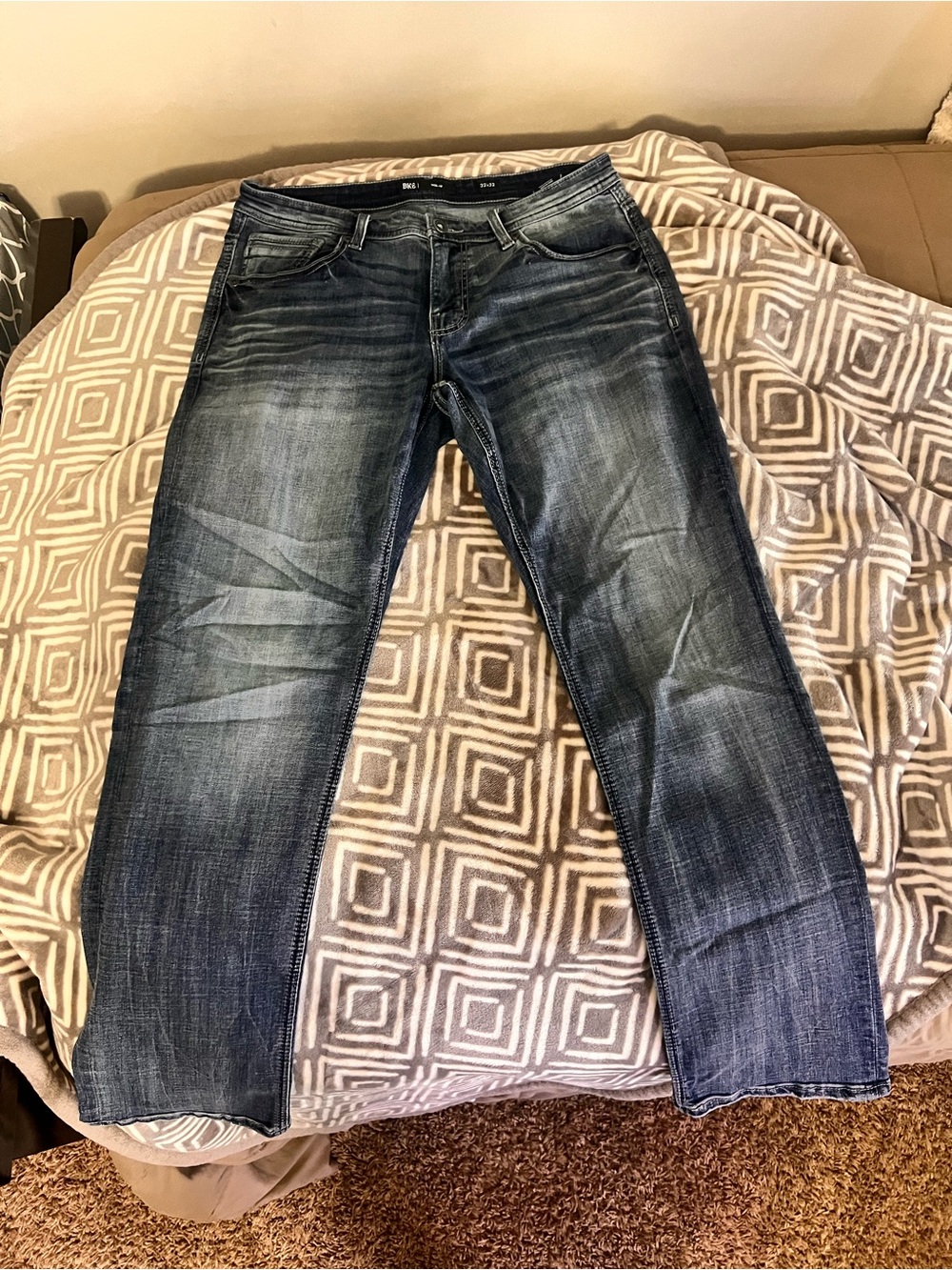 BKE Men's Distressed Blue Straight Jeans